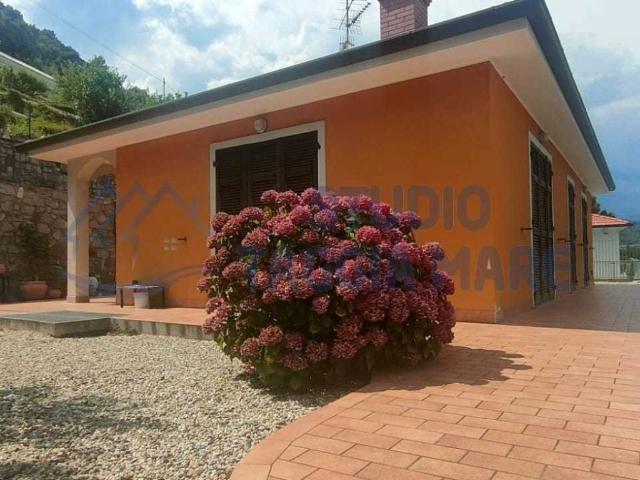 Villa in vendita a Camporosso IM