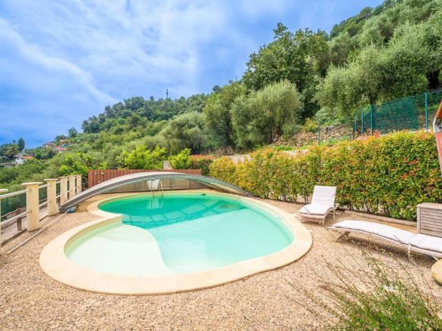Villa in vendita a Camporosso IM