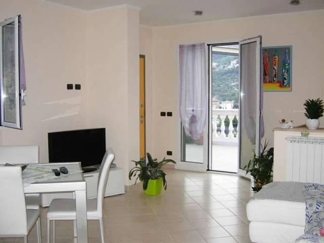 Villa in vendita a Camporosso IM