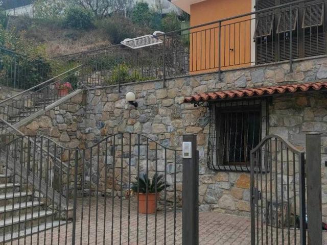 Villa in vendita a Camporosso IM
