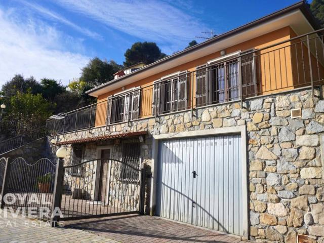 Villa in vendita a Camporosso IM