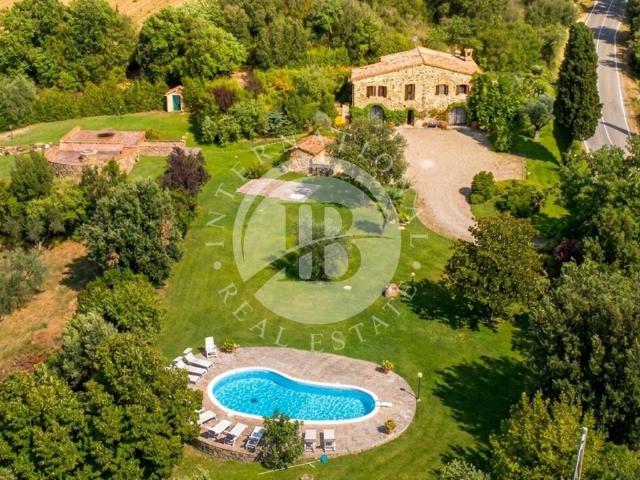 Villa in vendita a Campagnatico GR