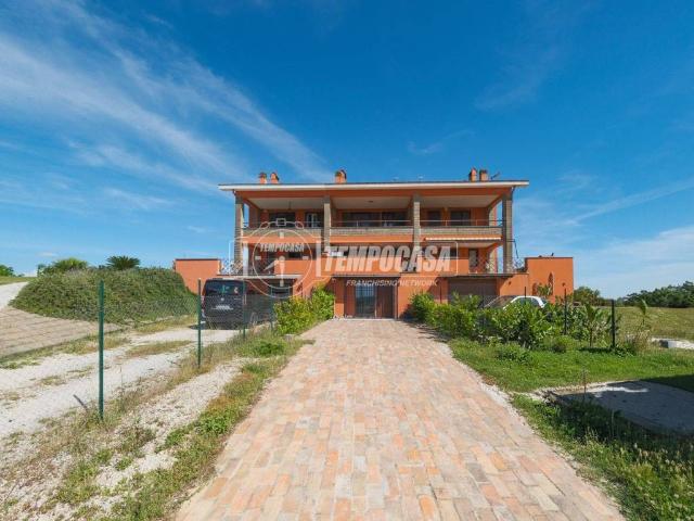 Villa in vendita a Campagnano di Roma RM