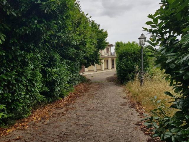 Villa in vendita a Campagnano di Roma RM