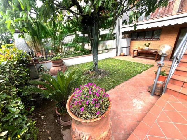 Villa in vendita a Campi Bisenzio FI