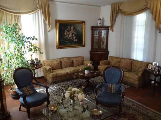 Villa in vendita a Campi Bisenzio FI