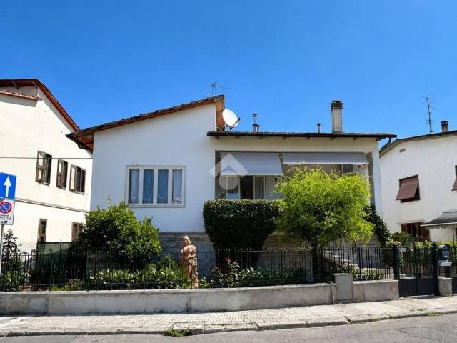 Villa in vendita a Campi Bisenzio FI