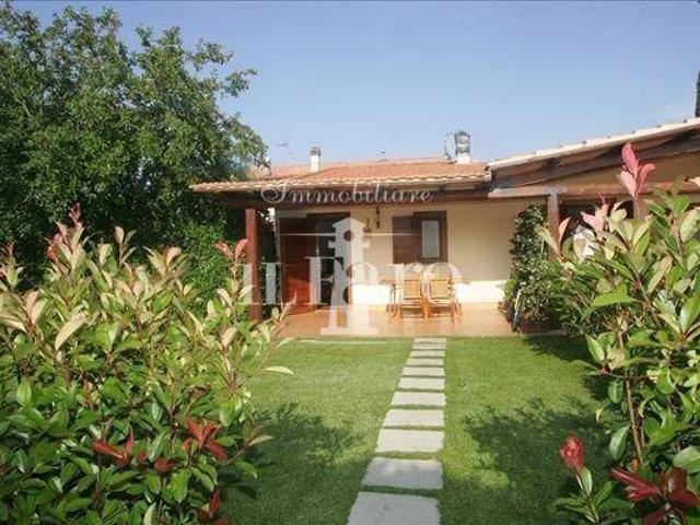 Villa in vendita a Campi Bisenzio FI