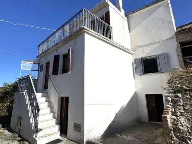 Villa in vendita a Campli TE