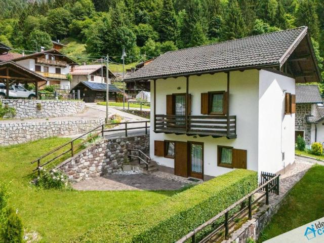 Villa in vendita a Canal San Bovo TN