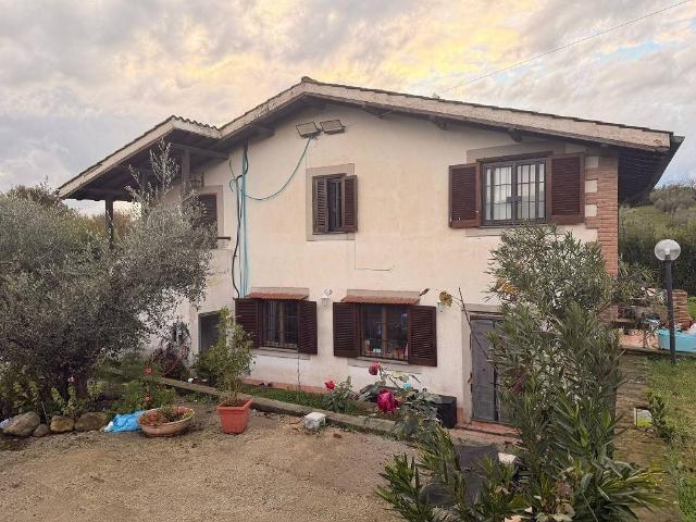 Villa in vendita a Canale Monterano RM