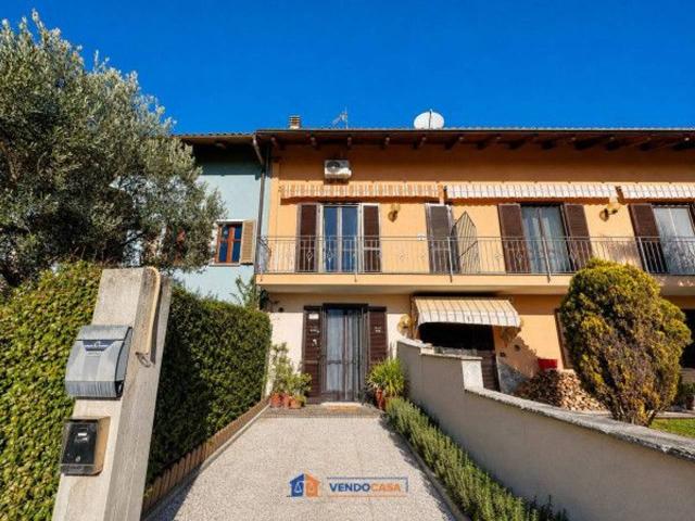 Villa in vendita a Canale
