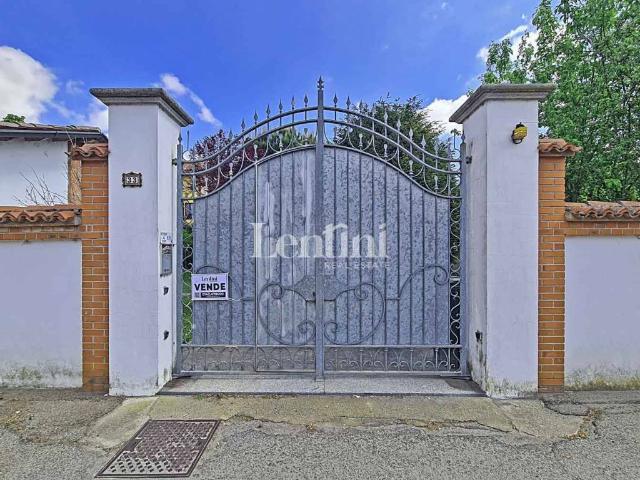 Villa in vendita a Candia Lomellina PV