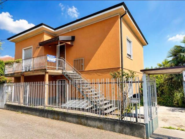 Villa in vendita a Canegrate MI