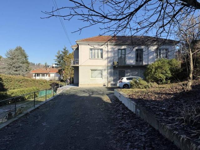 Villa in vendita a Canelli AT