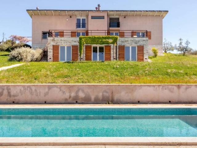 Villa in vendita a Canino VT
