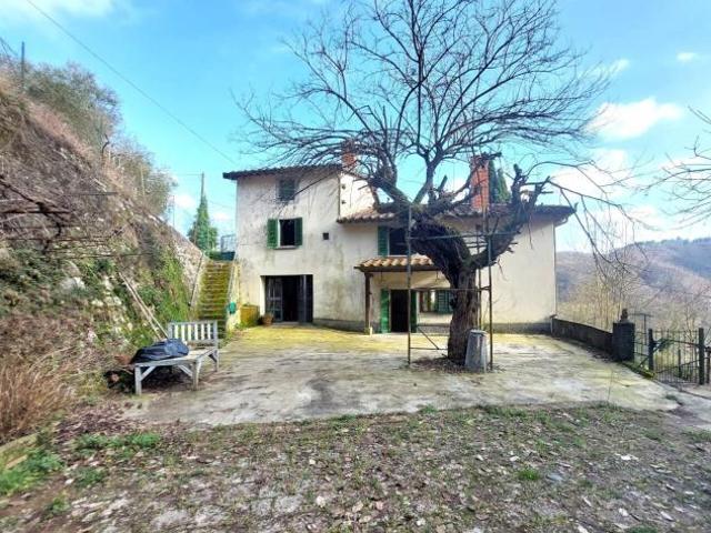 Villa in vendita a Cantagallo
