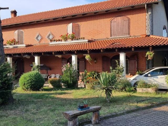 Villa in vendita a Cantarana AT