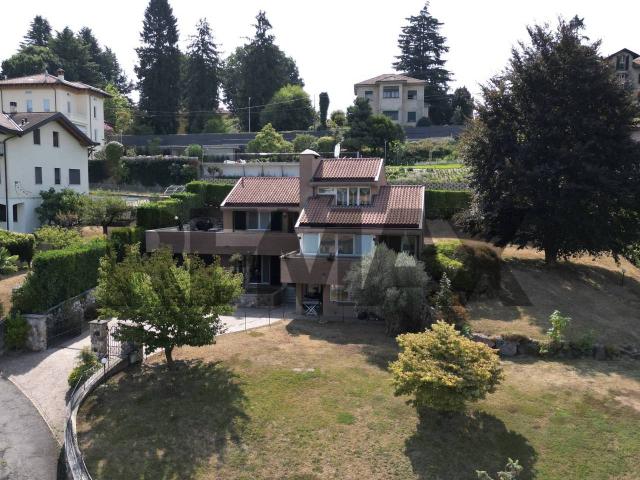 Villa in vendita a Cantello