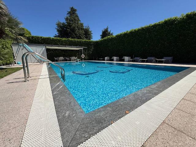 Villa in vendita a Cantù CO