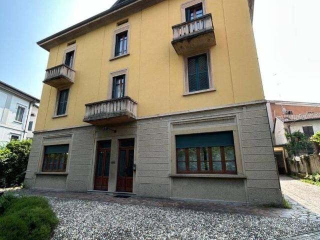 Villa in vendita a Cantù CO