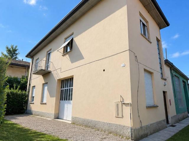 Villa in vendita a Cantù CO