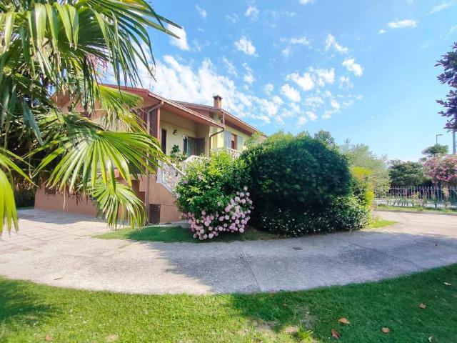 Villa in vendita a Caorle VE