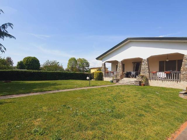 Villa in vendita a Capannori LU