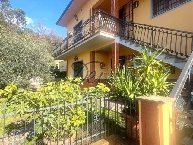 Villa in vendita a Capannori LU