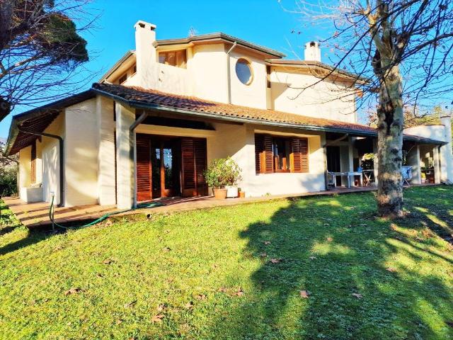 Villa in vendita a Capannori LU