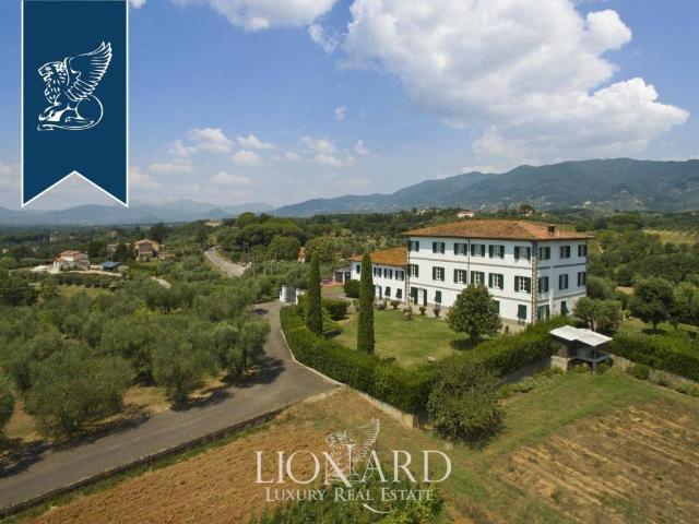 Villa in vendita a Capannori LU