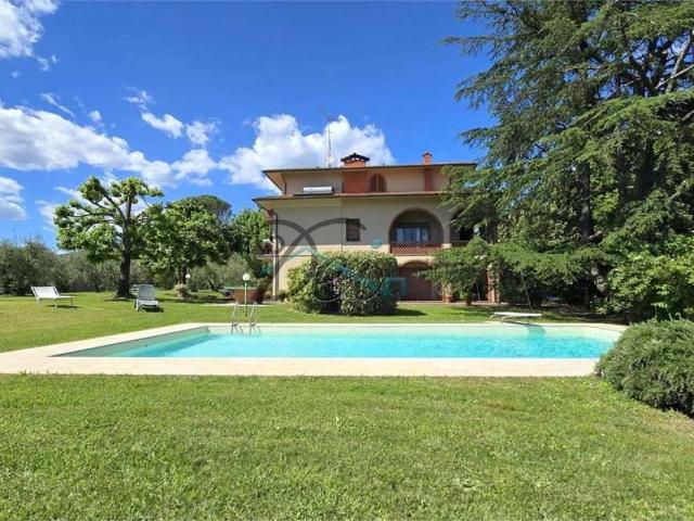 Villa in vendita a Capannori LU