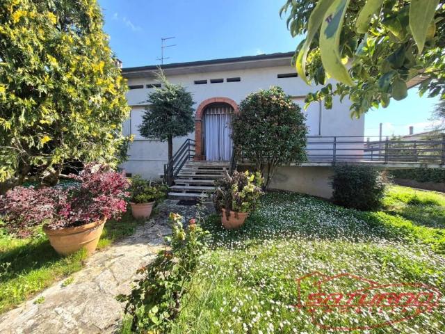 Villa in vendita a Capannori LU