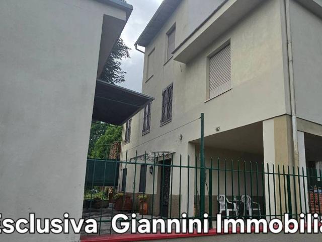 Villa in vendita a Capannori LU