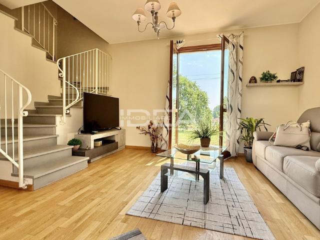 VILLA in VENDITA a CAPANNORI SEGROMIGNO IN PIANO di 3 vani