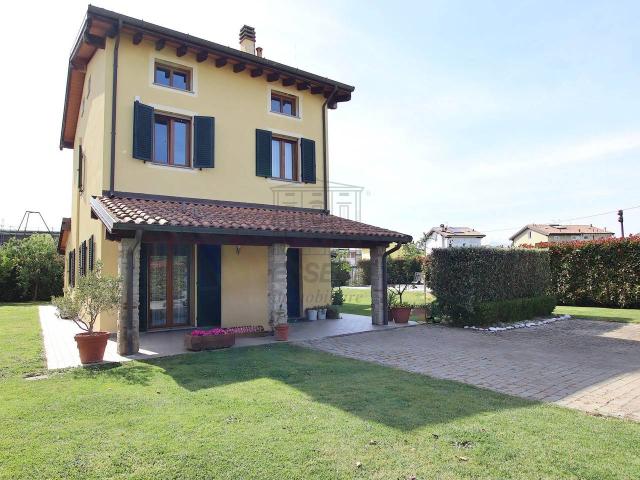 Villa in vendita a Capannori