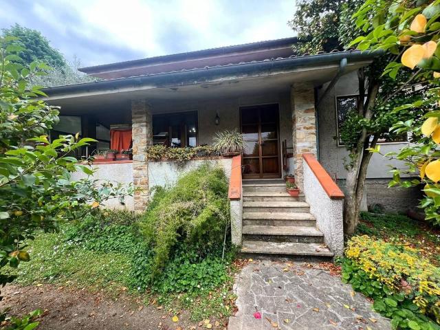 Villa in vendita a Capannori