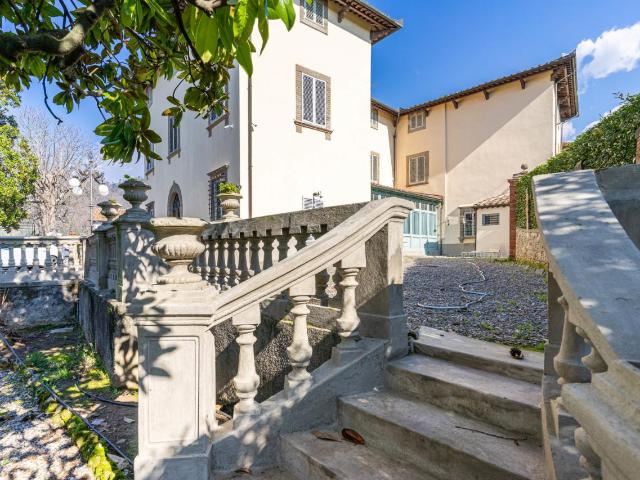 Villa in vendita a Capannori