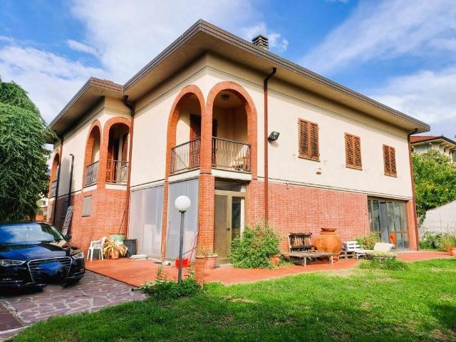 Villa in vendita a Capannori