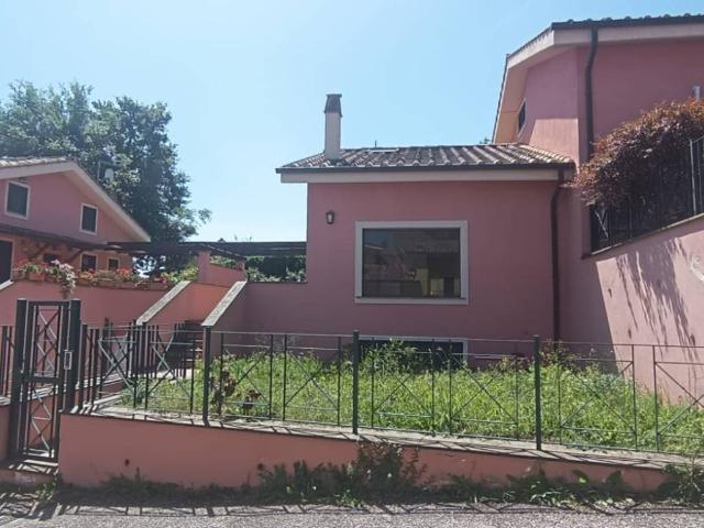 Villa in vendita a Capena RM