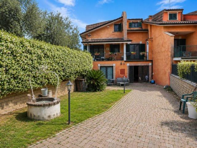 Villa in vendita a Capena RM