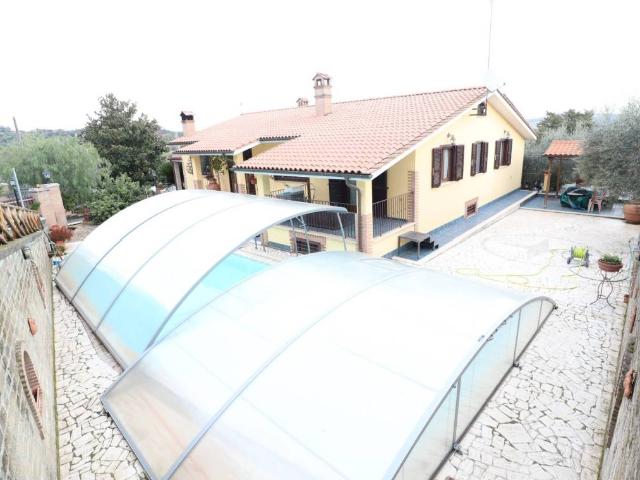 Villa in vendita a Capena RM