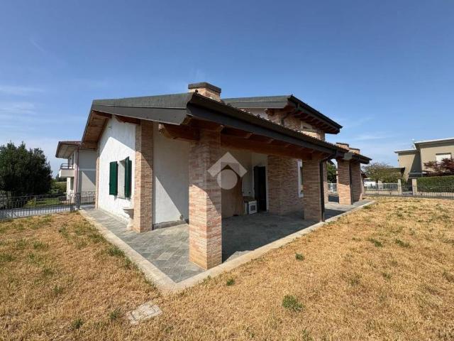 Villa in vendita a Capergnanica CR