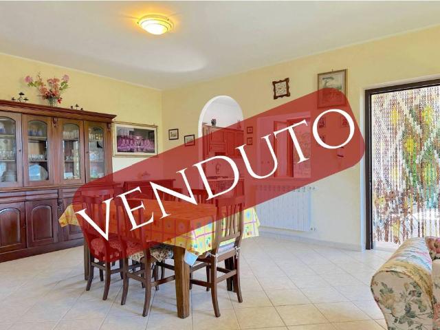 Villa in vendita a Capodimonte VT