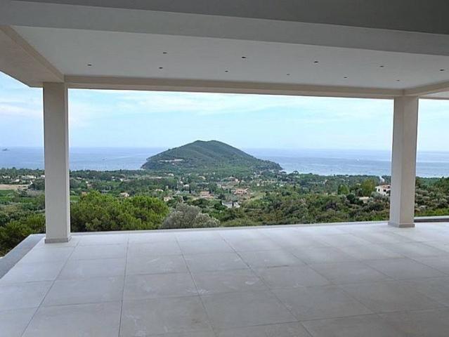 Villa in vendita a Capoliveri LI