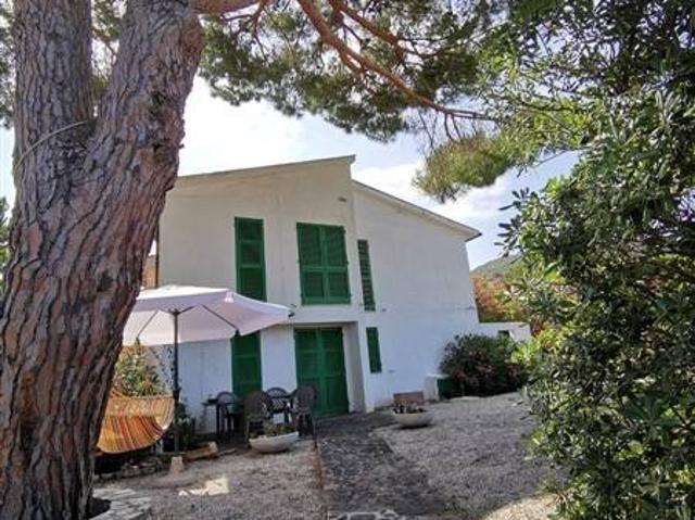 Villa in vendita a Capoliveri LI