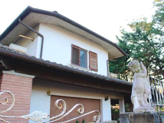Villa in vendita a Capolona AR