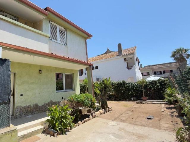 Villa in vendita a Capoterra CA