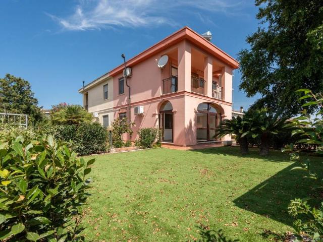 Villa in vendita a Capoterra CA