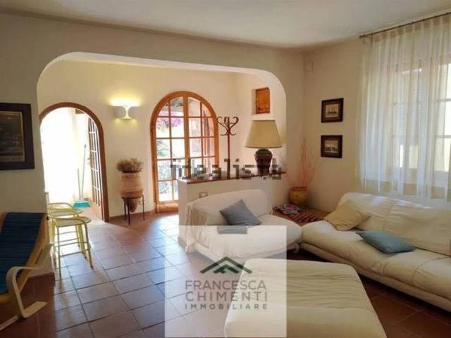 Villa in vendita a Capraia Isola LI